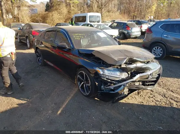 1HGCV1F32JA268888 2018 HONDA ACCORD - Image 1