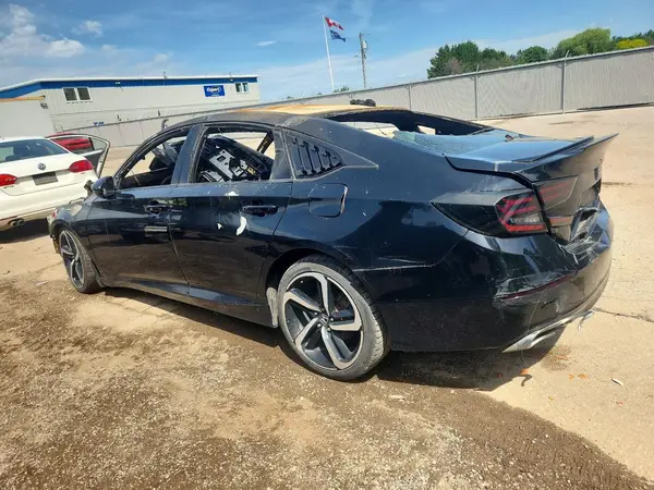 1HGCV1F32JA801158 2018 HONDA ACCORD - Image 2
