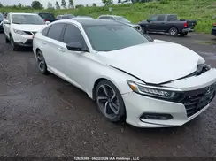 1HGCV1F32JA808983 2018 HONDA ACCORD