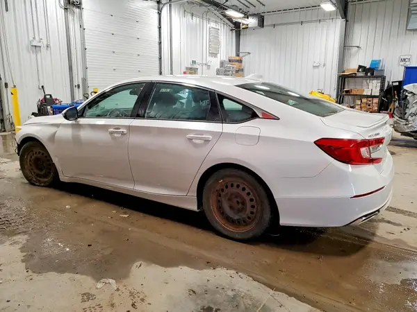 1HGCV1F32JA811818 2018 HONDA ACCORD - Image 2