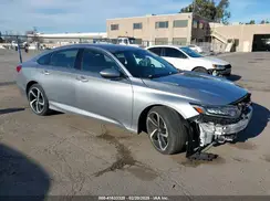 1HGCV1F32KA007861 2019 HONDA ACCORD