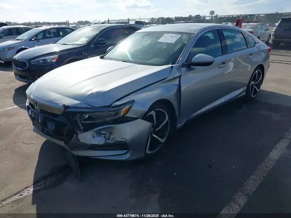 1HGCV1F32KA027253 2019 HONDA ACCORD - Image 2