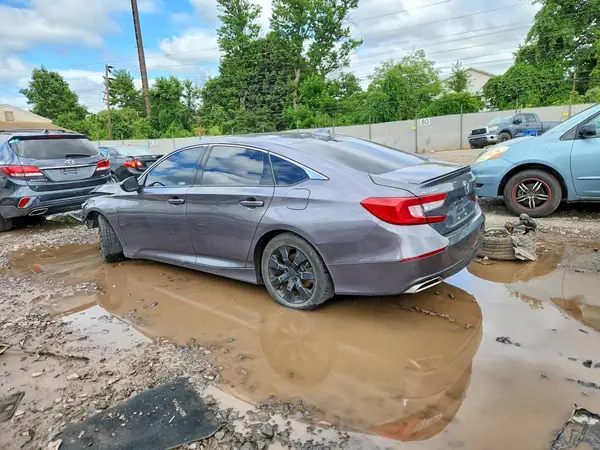 1HGCV1F32KA038561 2019 HONDA ACCORD - Image 2