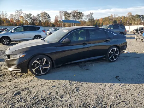 1HGCV1F32KA045493 2019 HONDA ACCORD - Image 1