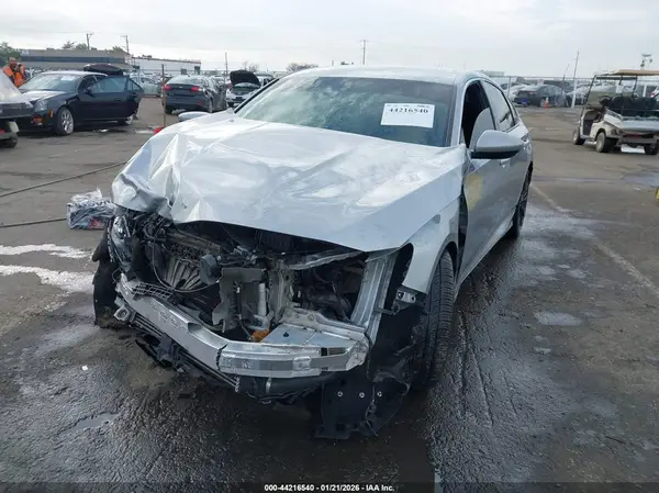 1HGCV1F32KA046109 2019 HONDA ACCORD - Image 2