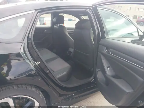 1HGCV1F32KA058051 2019 HONDA ACCORD - Image 8