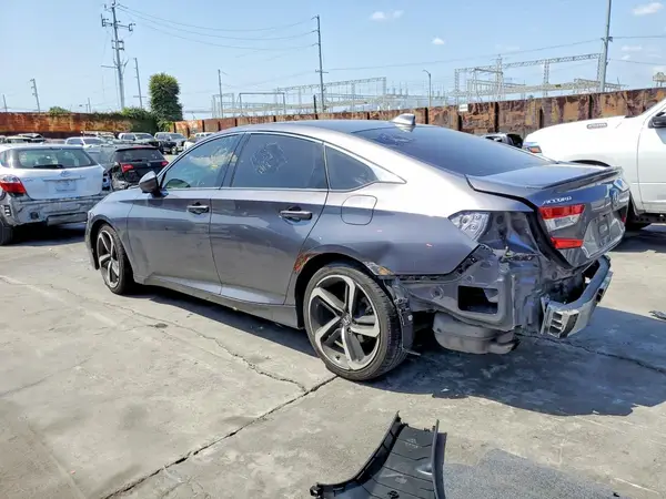 1HGCV1F32KA059538 2019 HONDA ACCORD - Image 2