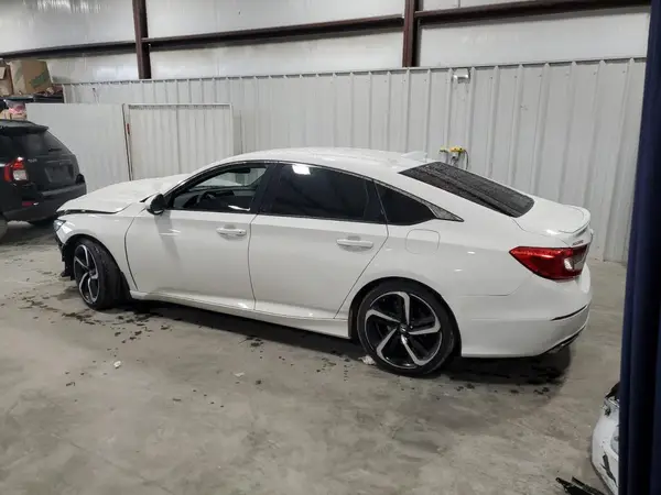 1HGCV1F32KA062360 2019 HONDA ACCORD - Image 2