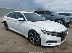 1HGCV1F32KA069633 2019 HONDA ACCORD