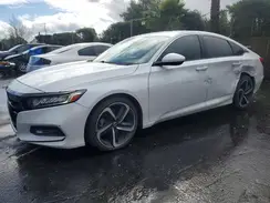 1HGCV1F32KA071124 2019 HONDA ACCORD