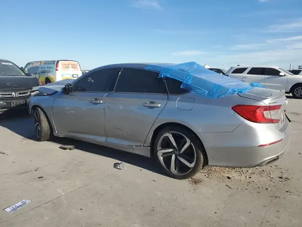 1HGCV1F32KA071172 2019 HONDA ACCORD - Image 2