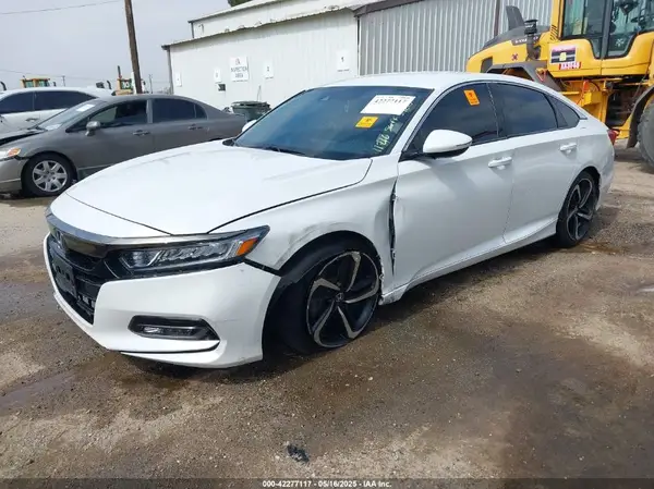 1HGCV1F32KA076792 2019 HONDA ACCORD - Image 2