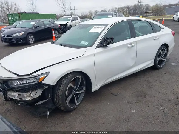 1HGCV1F32KA080776 2019 HONDA ACCORD - Image 2