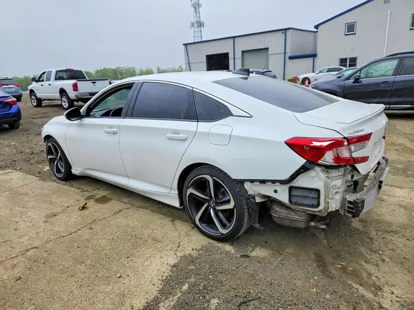 1HGCV1F32KA081619 2019 HONDA ACCORD - Image 2