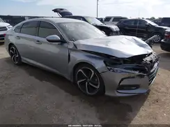 1HGCV1F32KA081698 2019 HONDA ACCORD