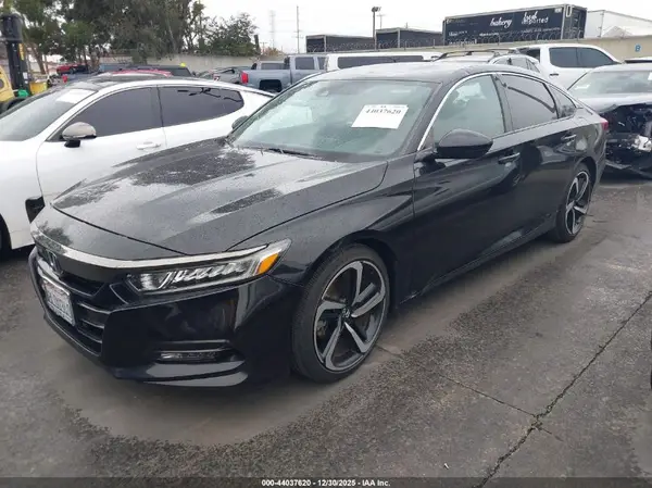 1HGCV1F32KA083421 2019 HONDA ACCORD - Image 2