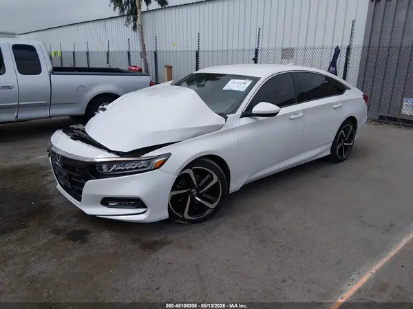 1HGCV1F32KA086318 2019 HONDA ACCORD - Image 2