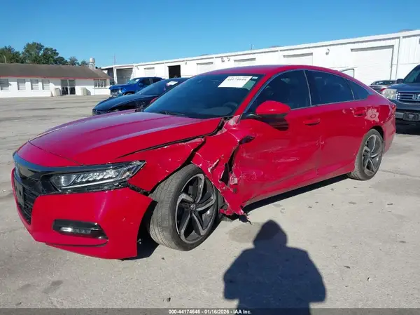 1HGCV1F32KA088196 2019 HONDA ACCORD - Image 2