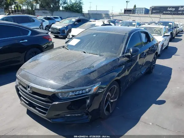 1HGCV1F32KA104400 2019 HONDA ACCORD - Image 2