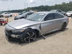 1HGCV1F32KA104607 2019 HONDA ACCORD