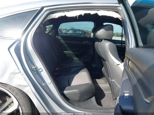 1HGCV1F32KA106289 2019 HONDA ACCORD - Image 8