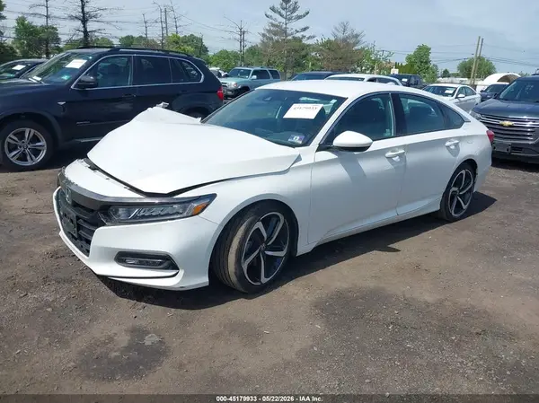 1HGCV1F32KA107023 2019 HONDA ACCORD - Image 2