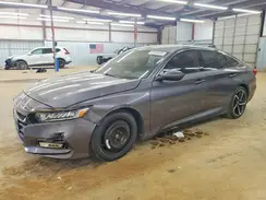 1HGCV1F32KA113338 2019 HONDA ACCORD