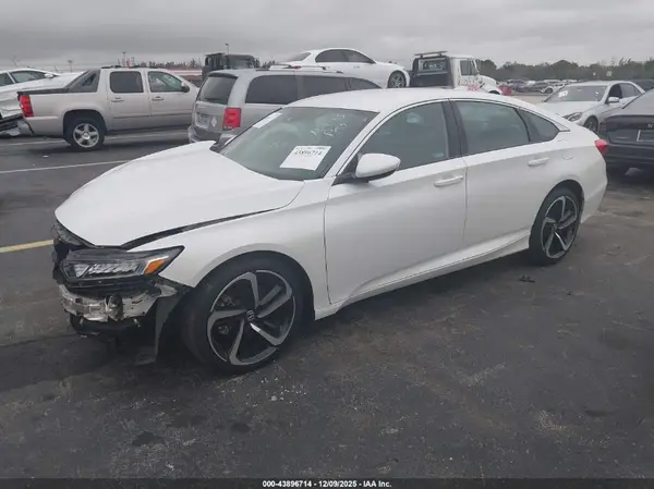 1HGCV1F32KA121164 2019 HONDA ACCORD - Image 2