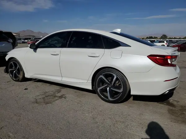 1HGCV1F32KA124677 2019 HONDA ACCORD - Image 2