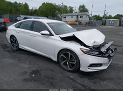1HGCV1F32KA124775 2019 HONDA ACCORD