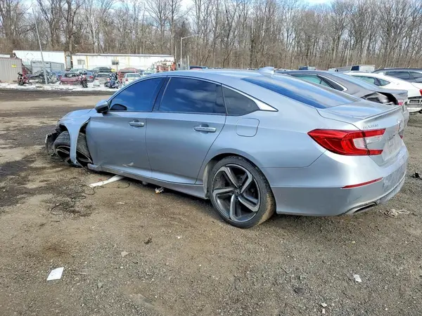 1HGCV1F32KA128924 2019 HONDA ACCORD - Image 2