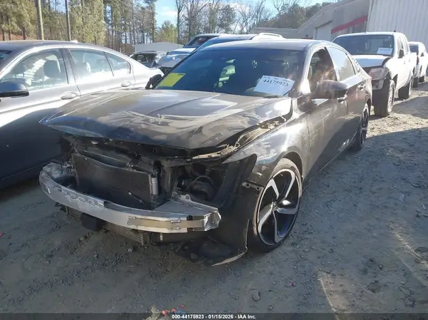 1HGCV1F32KA131628 2019 HONDA ACCORD - Image 2