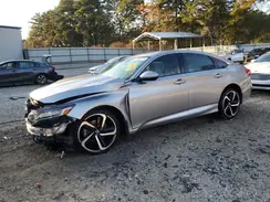 1HGCV1F32KA132343 2019 HONDA ACCORD