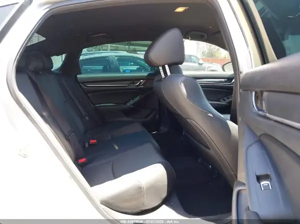 1HGCV1F32KA134562 2019 HONDA ACCORD - Image 8