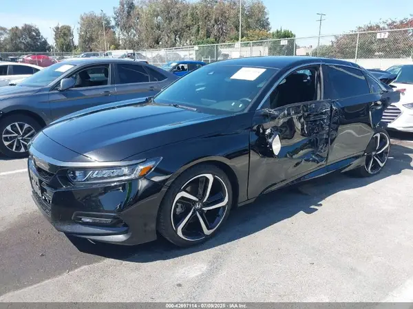 1HGCV1F32KA138174 2019 HONDA ACCORD - Image 2