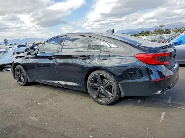 1HGCV1F32KA139664 2019 HONDA ACCORD - Image 2