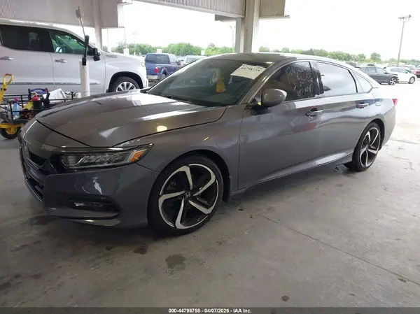 1HGCV1F32KA144265 2019 HONDA ACCORD - Image 2