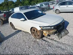 1HGCV1F32KA149305 2019 HONDA ACCORD
