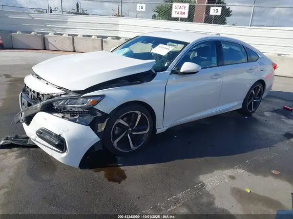 1HGCV1F32KA151510 2019 HONDA ACCORD - Image 2