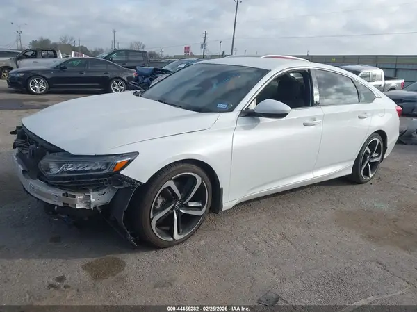 1HGCV1F32KA154701 2019 HONDA ACCORD - Image 2