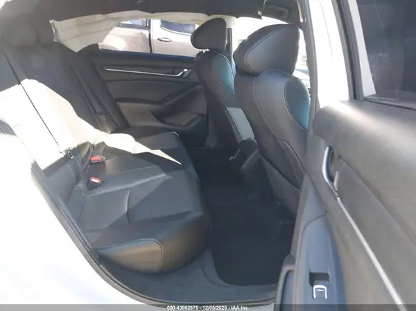 1HGCV1F32KA157257 2019 HONDA ACCORD - Image 8