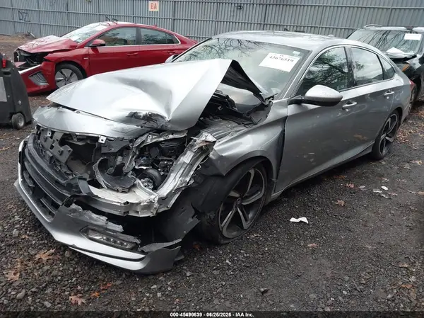 1HGCV1F32KA167481 2019 HONDA ACCORD - Image 2