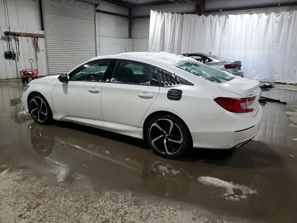 1HGCV1F32KA168212 2019 HONDA ACCORD - Image 2