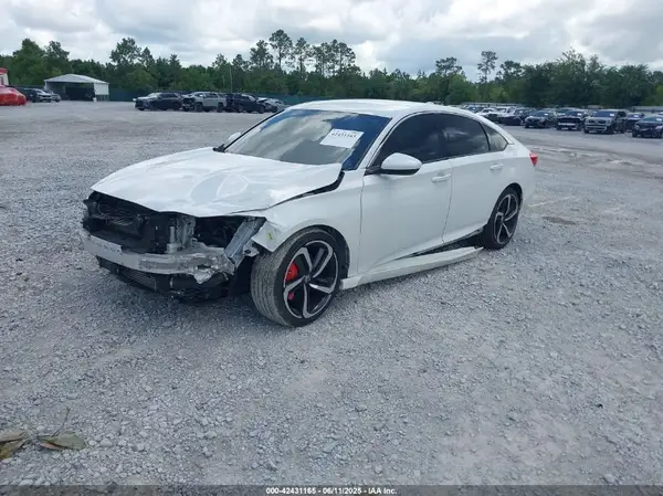 1HGCV1F32KA168372 2019 HONDA ACCORD - Image 2