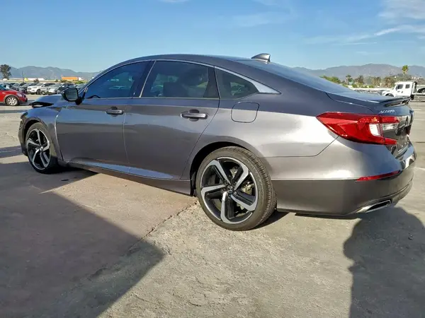 1HGCV1F32KA174494 2019 HONDA ACCORD - Image 2