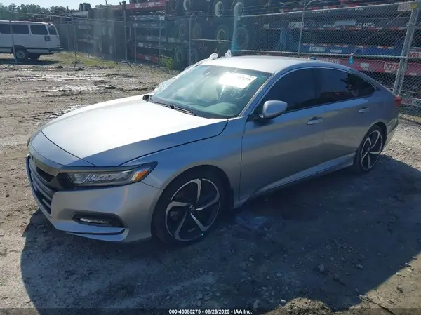 1HGCV1F32KA176276 2019 HONDA ACCORD - Image 2