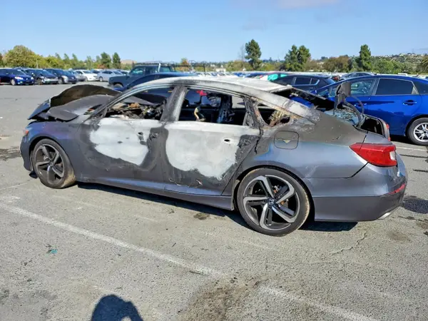 1HGCV1F32LA010132 2020 HONDA ACCORD - Image 2
