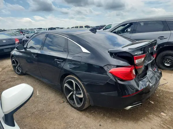 1HGCV1F32LA028498 2020 HONDA ACCORD - Image 2