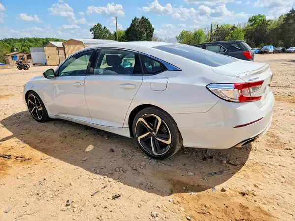 1HGCV1F32LA033667 2020 HONDA ACCORD - Image 2