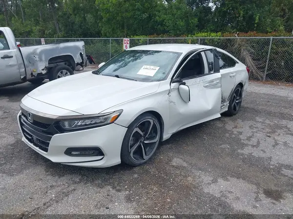 1HGCV1F32LA044183 2020 HONDA ACCORD - Image 2